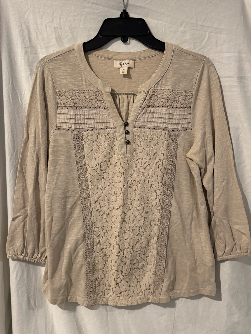 Style & Co. Women's Cream Lace Panel Henley Top